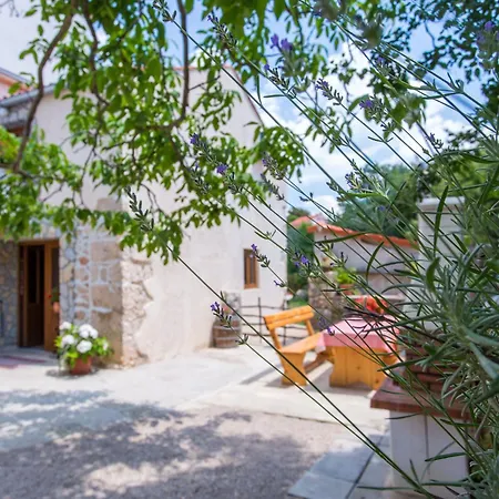 Gemuetliches Steinhaus Nonna Stara Polje (Krk)