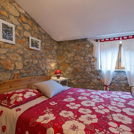 Gemuetliches Steinhaus Nonna Stara Holiday home