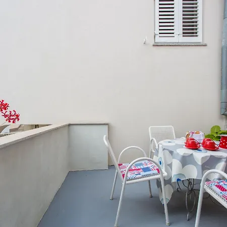 Gemuetliches Steinhaus Nonna Stara Holiday home Polje (Krk)