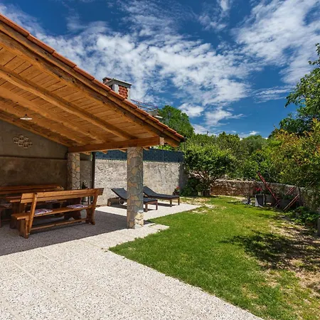 Gemuetliches Steinhaus Nonna Stara * Polje (Krk)