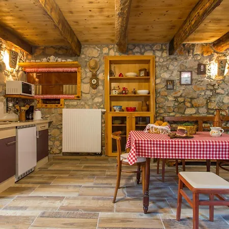 Holiday home Gemuetliches Steinhaus Nonna Stara Polje (Krk)